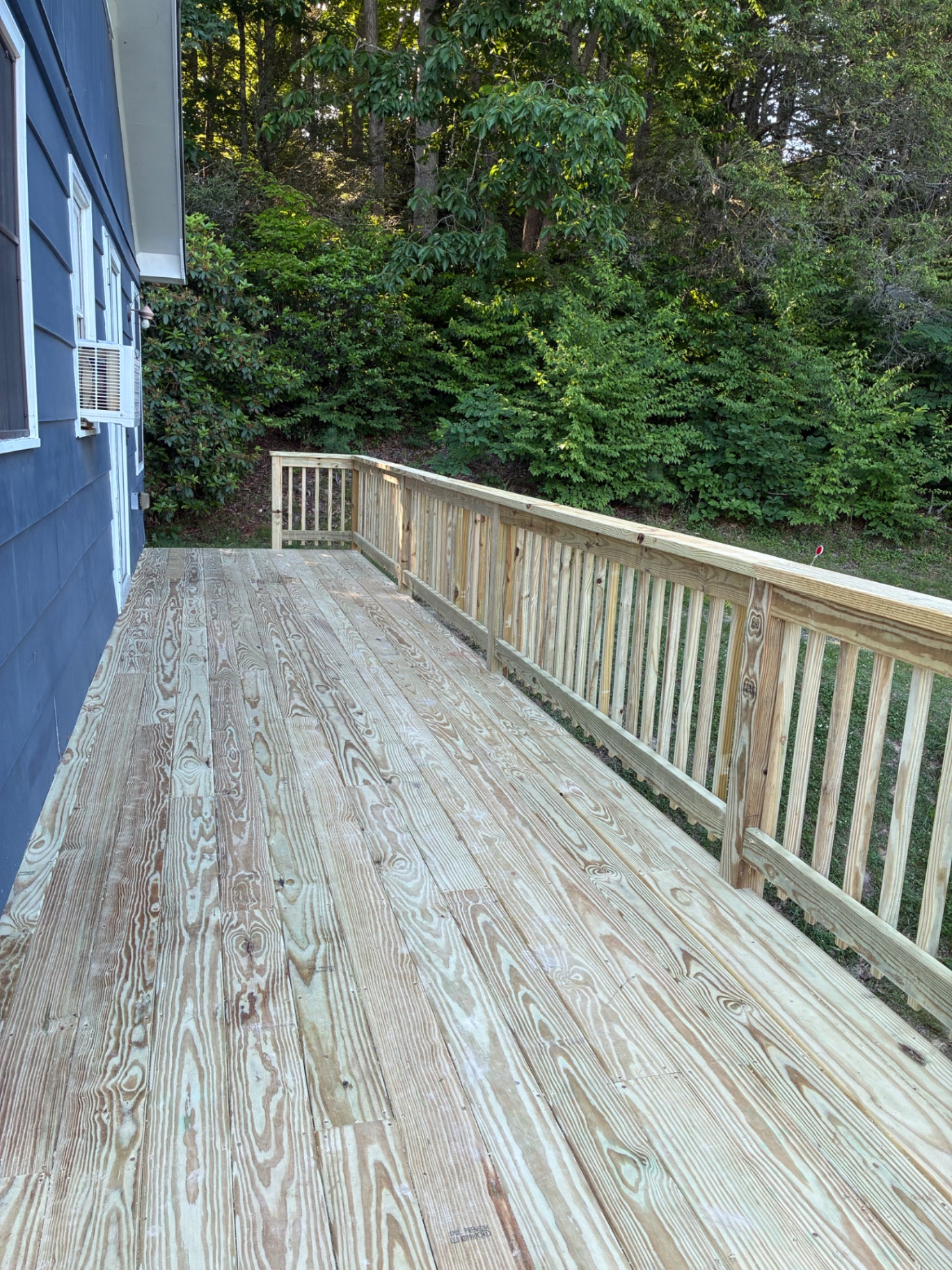 Finished Deck Railing